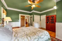 The Cass House on the Mulberry River / near OHV Trails Hotels in McIlroy Township