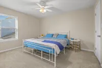 Seaside Luxury Retreat - U. Peaceful getaway or an adventure-filled retreat!