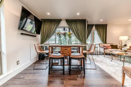 Pied-à-terre Pinehurst Golf-Front Apartment Sleeps 4