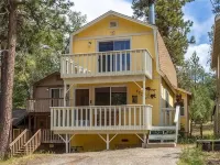 Rustic Mountain Retreat. Trail Access,Fenced Yard