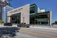 Entire Condo in the Heart of Downtown Greensboro!