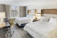 Holiday Inn Detroit Lakes - Lakefront