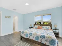 Waterfront House in the heart of Cudjoe Key.