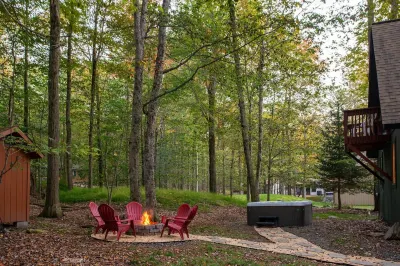 Cozy Pines Chalet in the Poconos with Hot Tub and Fire Pit