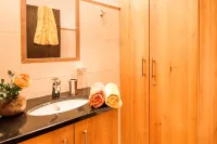 Vacation apartment w/quality furnishing Các khách sạn ở Fischen