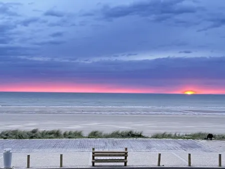 Magnifique Appartement Rénové vue Mer Отели в г. Нёфшатель-Ардло