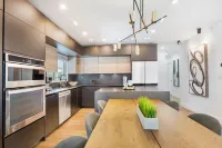 Miami Luxe Paradise /Heated Pool/ Mini Golf/ Playground/ Pool Table/ BBQ