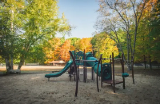 Long Lake Peninsula Traverse City 3Br Home. Swim,Kayaks,Lake,Bikes,Ski Crystal