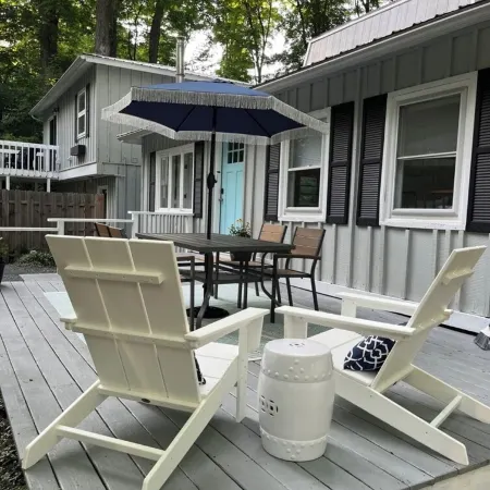 Long Lake Peninsula Traverse City 3Br Home. Lake, Kayaks, Bikes, Swim, Pets