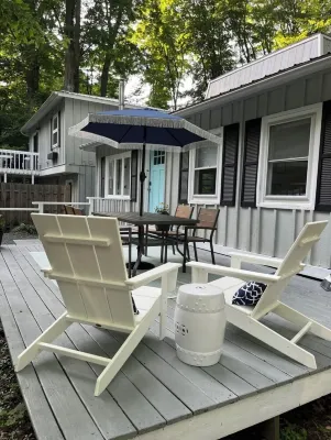 Long Lake Traverse City 3Br Cottage, Beach, Kayaks, Bikes. Minutes to Traverse