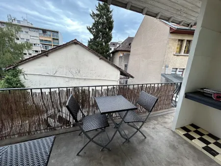 Apartment, sleeps 4, near the spa and lake, Thonon-les-Bains