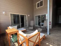 Modern, Spacious Loft in Douglas with Free Parking!