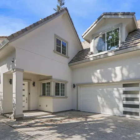 The Ayla Plan: 4BR, 3.5BA, 2600 Sq Ft, Near Campus