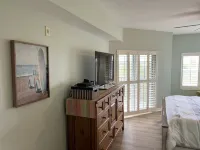 Very Large 2 Bdrm / 2 Bath - Great View-Private Serenity in Resort Style Complex