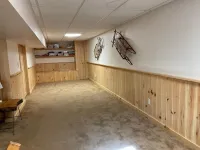 Cozy 3-bdrm with Ossipee Lake access, near White Mntns, Skiing, Shopping, Hiking Hotels in Freedom