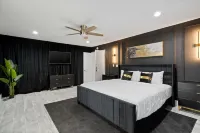 Catalina Foothills/ heated Pool/Guesthouse/sleeps 16