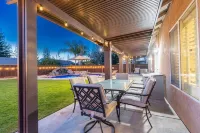 Beautiful Home with Pool & Hot Tub close to National Parks