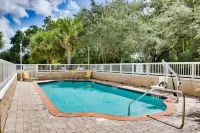 Fairfield Inn & Suites Melbourne West/Palm Bay - Uima-altaat