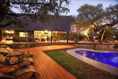 Tomo Safari Lodge