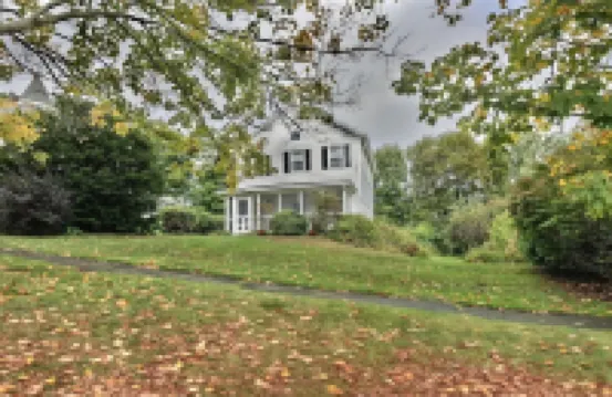 County Seat Colonial