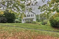 County Seat Colonial