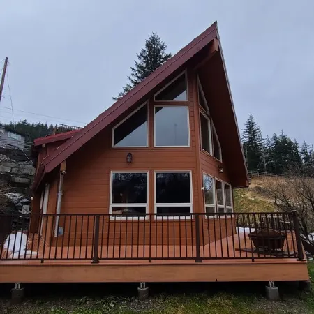 Mountain N' Shores Chalet