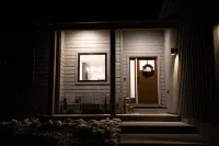Modern Mountain Home at the base of Targhee Ski Resort-Private Hot Tub -A.C.unit