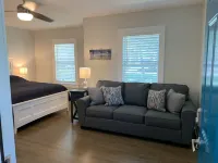 Studio #2 - Within Steps to Downtown Lake Worth Beach