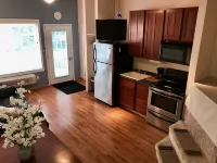 Peaceful Condo in Wabasha with Beautiful River Bluff Location (Lower Unit) Hotels in Wabasha