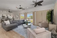 Family Guesthouse with Pool Views minutes from Nokomis Beach