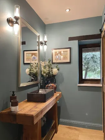 BLUE ROOM Barn Stays Отели рядом с достопримечательностью «Pett Level Beach»