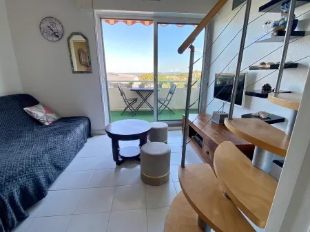 Appartement 4e Étage 300 m Plage Отели в г. Сет