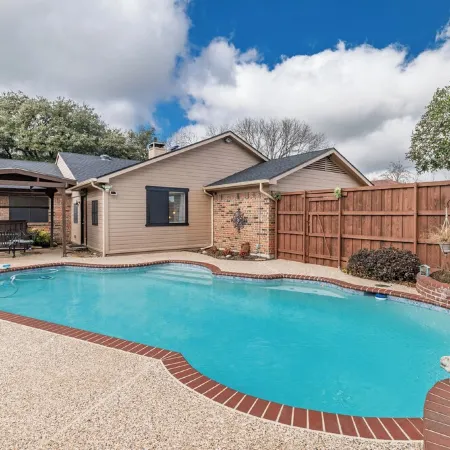 Pool, Game Room & Sleeps 12 – World Cup Ready