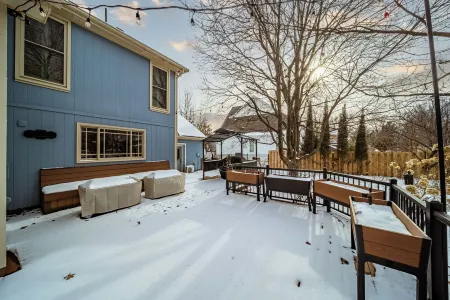 Theatre~Gameroom~Arcade~Playroom