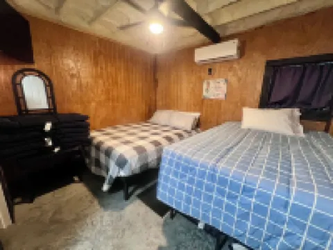 Fisherman’s getaway close to water.  Plenty of room for kayak and boat trailers.