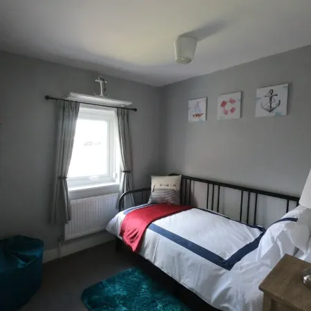 Wayside Cottage Vacation Home