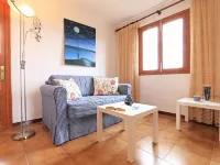 Quiet residential area, beach 300m, pool, rustic kitchen, ideal for families Hotels in Sa Coma