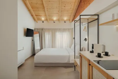 12 Pyles Living History Hotels in Ligiades