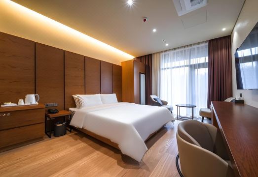 밀로스 호텔 외관