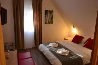 Guesthouse Natura Plitvicki Ljeskovac 호텔
