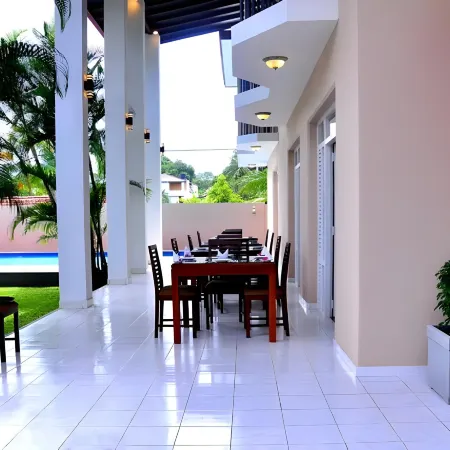 Grand 7 Hotel Thalawathugoda
