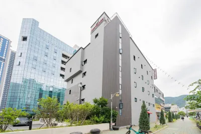 Yangsan Mulgeum September Hotel Hotels near Naewonsa