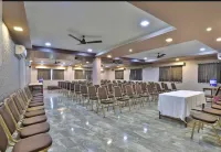 Hotel Preet Palace Hotel a Valsad