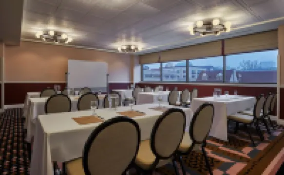 Graduate by Hilton Bloomington