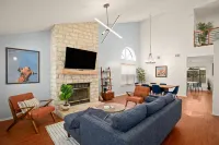 Quiet Hideaway w/ Pool, 20min to Austin TX
