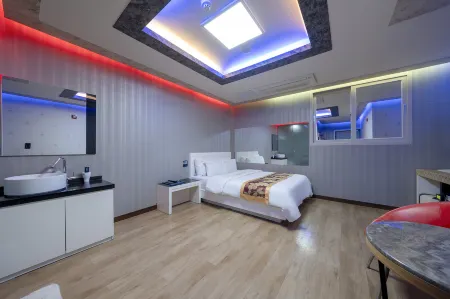 Gongju Q Self Check-in Motel Отели рядом с достопримечательностью «Magoksa Temple»