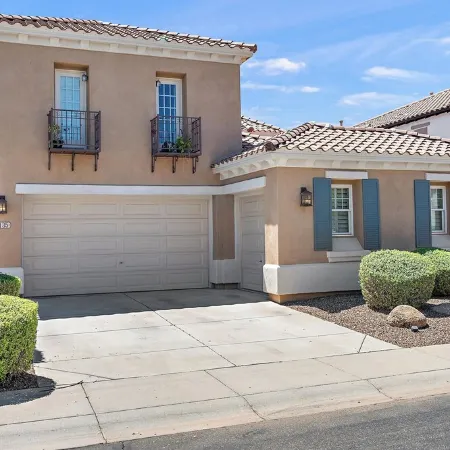 Chandler Keep – Medieval Spanish Villa, BBQ Courtyard & Prime South Chandler