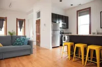 Spacious loft in the heart of West Town, Noble Square Chicago