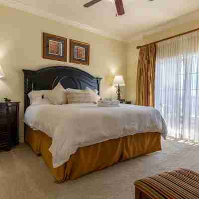 3BR Family Apartment for 8 Peaceful Residential Retreat Rooms