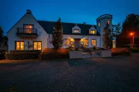 Villa Reynaert Hotels in Opglabbeek